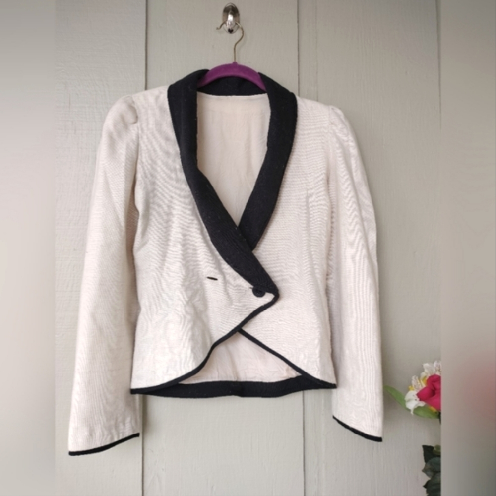 Moygashel Cream Blazer